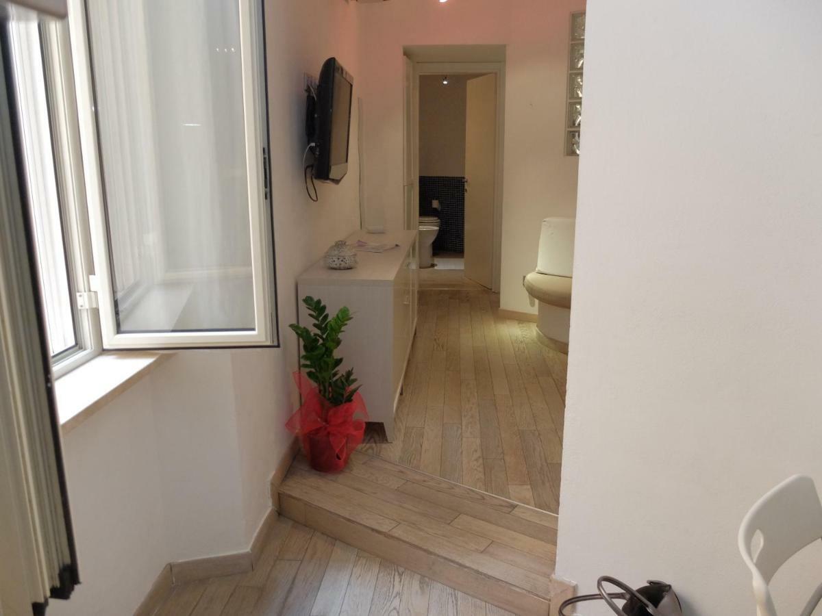 Little White House Apartman Porto Santo Stefano  Kültér fotó
